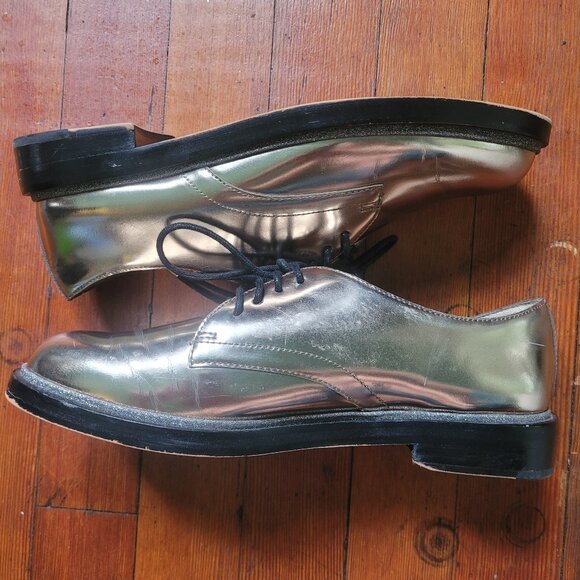 Vince Camuto Gold Oxford, sz 6M - Picture 7 of 9